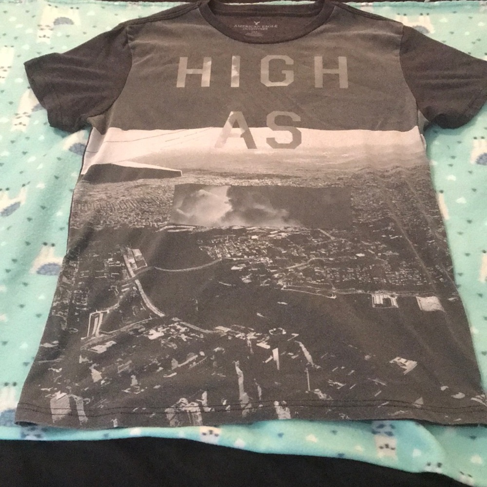 Graphic tee